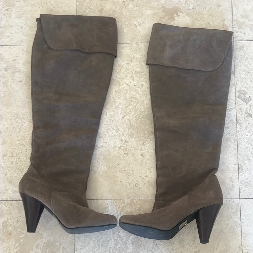 Grey Knee-High Women's Boots